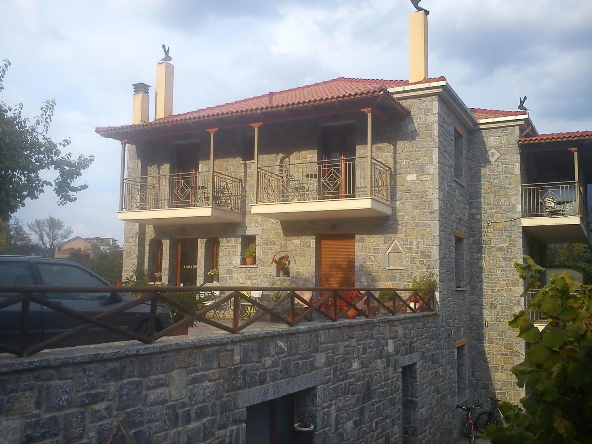 To Spiti Tis Irinis Hotell Vytina Exteriör bild