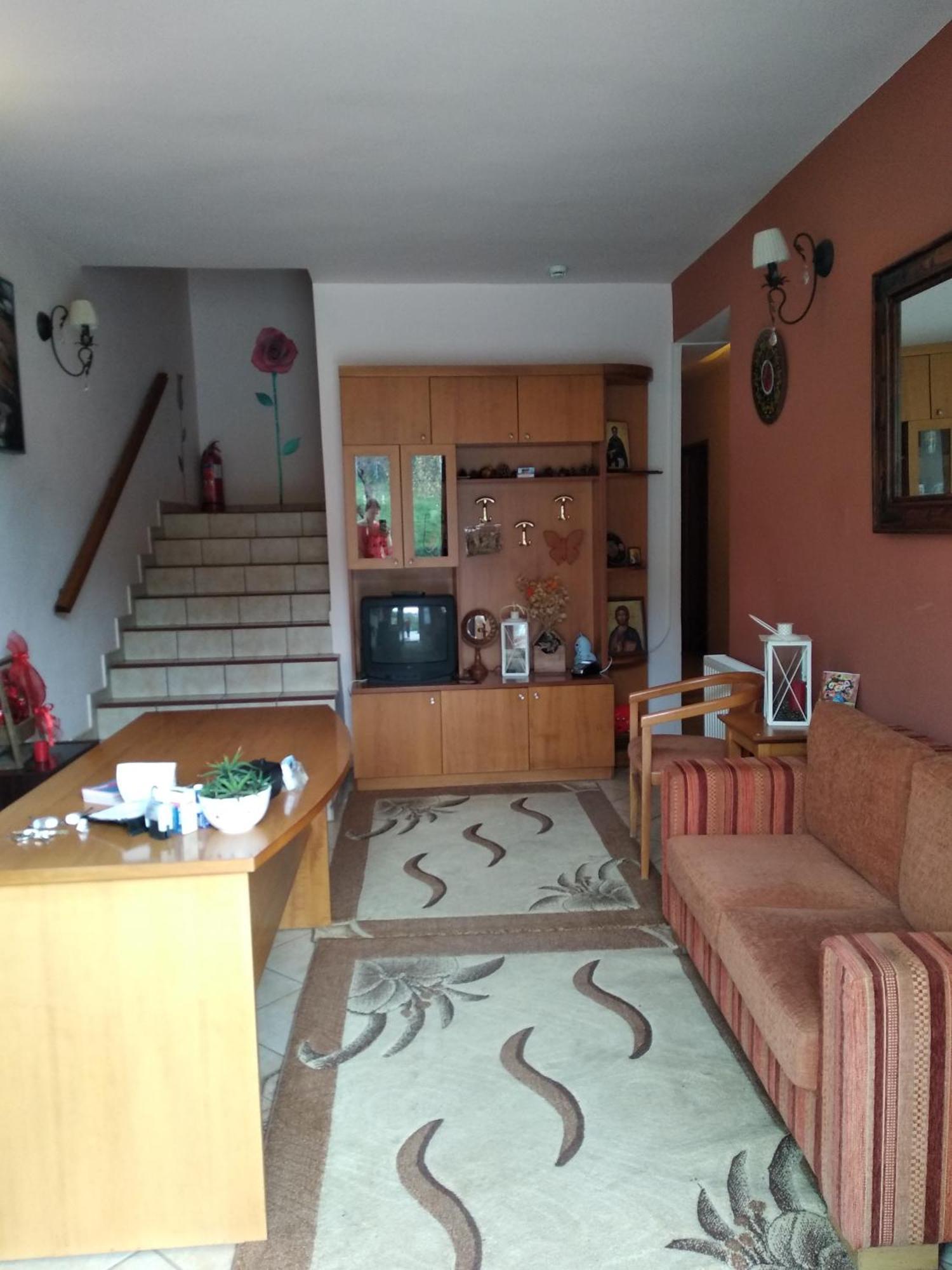 To Spiti Tis Irinis Hotell Vytina Exteriör bild