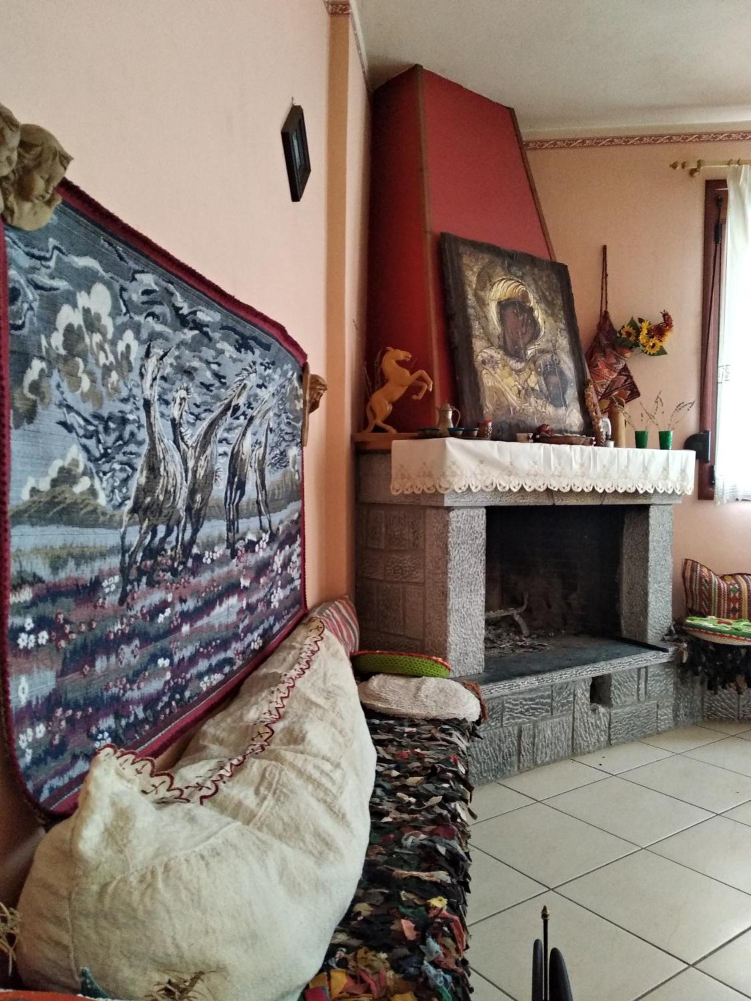 To Spiti Tis Irinis Hotell Vytina Exteriör bild